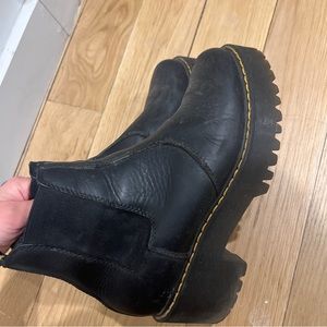 dr martens ROMETTY WYOMING LEATHER PLATFORM CHELSEA BOOTS